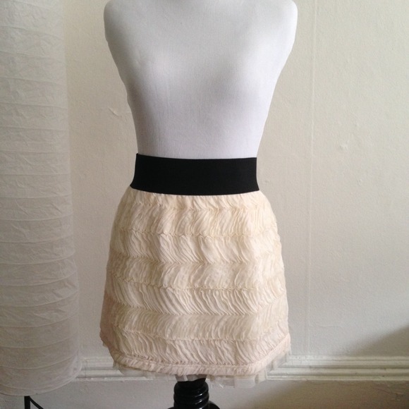 Super cute high waist chiffon skirt