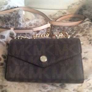 Michael Kors iPhone wallet/case