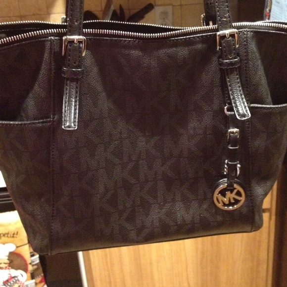 Black Michael Kors