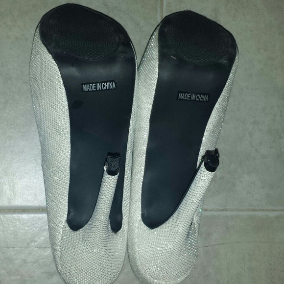 Women's Nude Glittery High Heels Size 8 - Picture 4 of 4