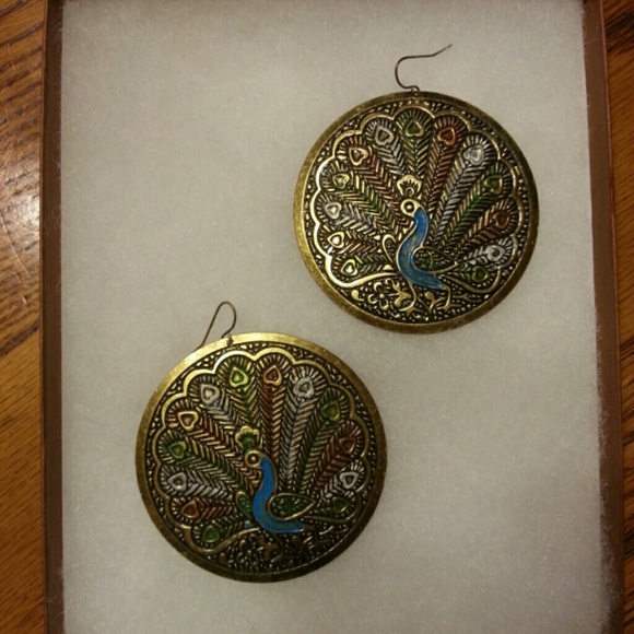 Earrings - Picture 1 of 1