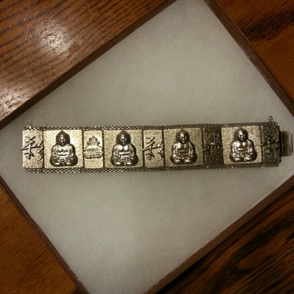 Bracelet - Picture 1 of 1