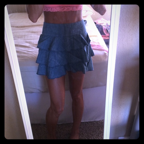 Super cute high waist skirt