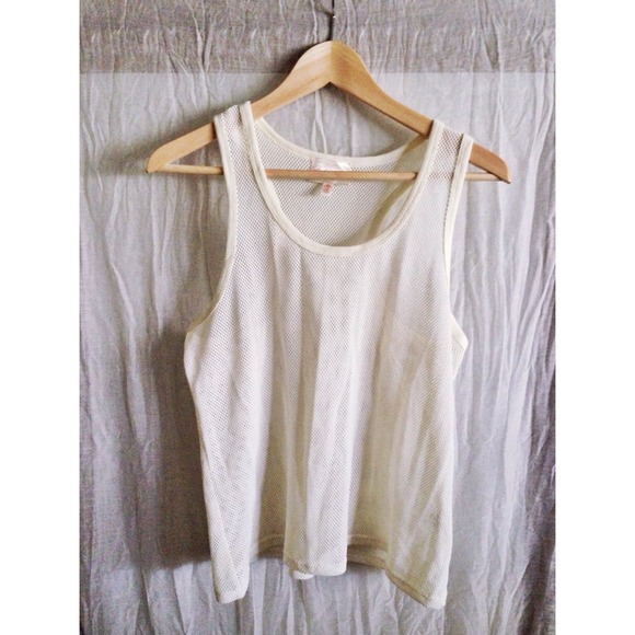 SOLD Basic perforated white tank top