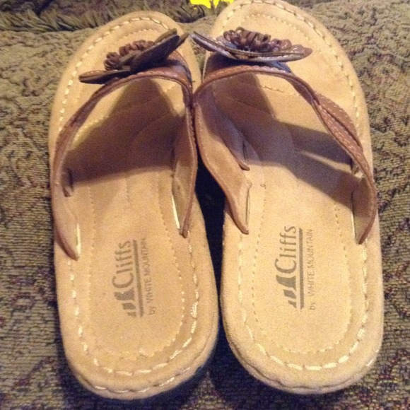 💢SOLD💢Sandal cliffs by white mountain - Picture 4 of 4