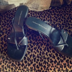 Tommy Hilfiger Sandles🎉