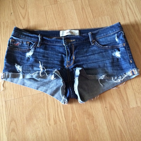 Hollister Low Rise Short-Shorts