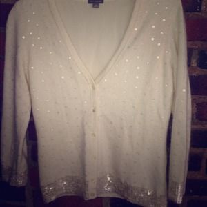 Cream soft wool cardigan with sequin on sale today