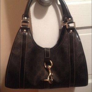*SOLD* 100% Authentic Gucci "Joy" Hobo