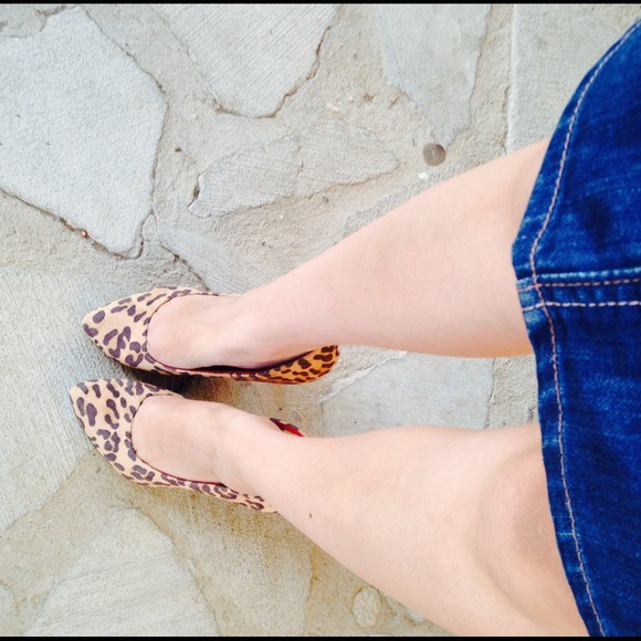 🚫SOLD!🚫 Leopard pumps (heels)
