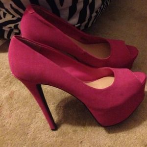 Can no longer wear heels this high :'(