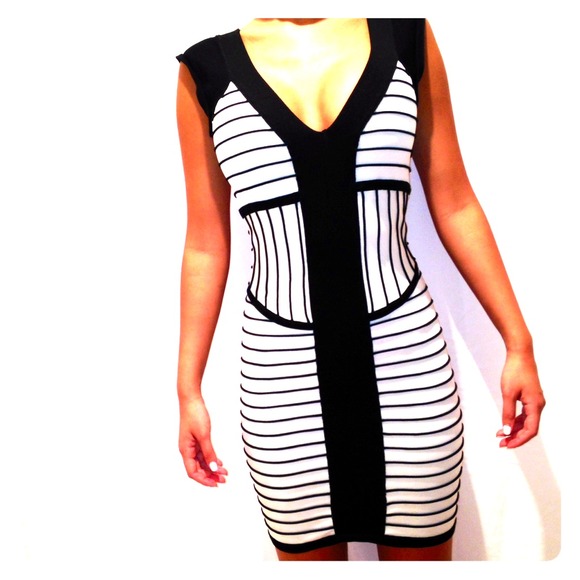 BEBE Black and white Bodycon Bandage dress NEW