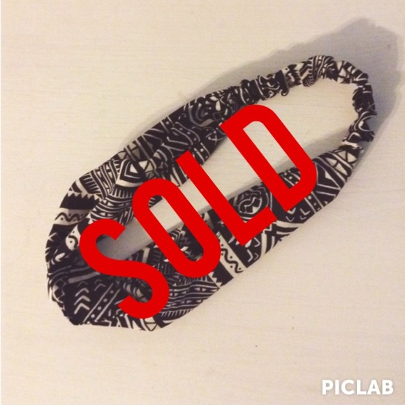 SOLD 2 for $8 Tribal head warp