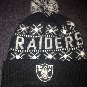 Raiders Pom-Pom Beanie