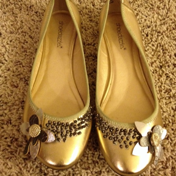 Sold locally --Shoedazzle gold flats new size 10 - Picture 1 of 1
