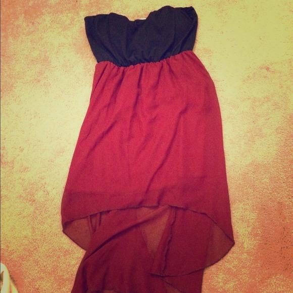 Black and maroon sweetheart cut high-low dress