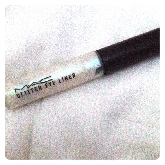 Mac Glitter Eye Liner