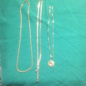 3 vintage necklaces