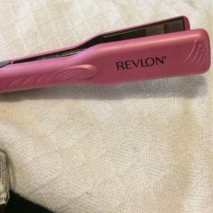 Revlon hair straightener