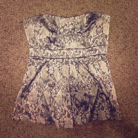 Silver top perfect for New Years ! - Picture 1 of 1