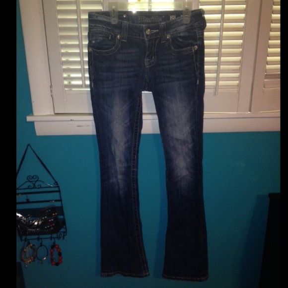Miss me boot cut jeans! Size 25!