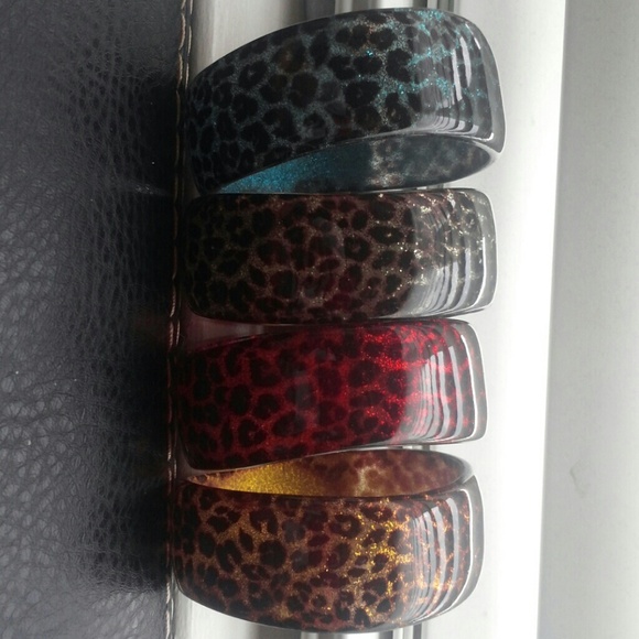 Leopard bracelet