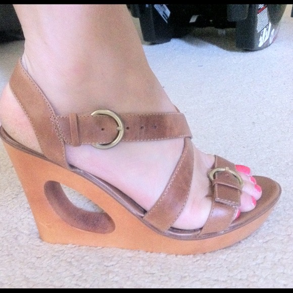 Steve Madden wedge