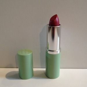 Clinique Raspberry Glacé Lipstick