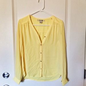 🚫SOLD🚫 Forever 21 blouse