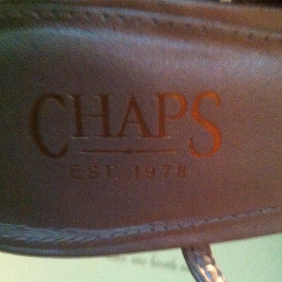 silver heels - Picture 3 of 3