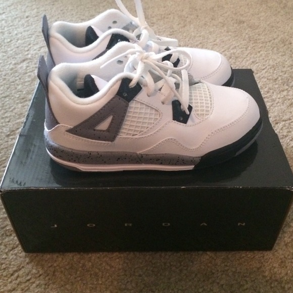 Jordan Retro 4 Cement (Kids)