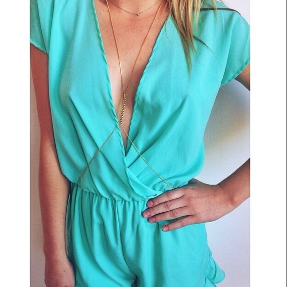 Ruffle short romper S