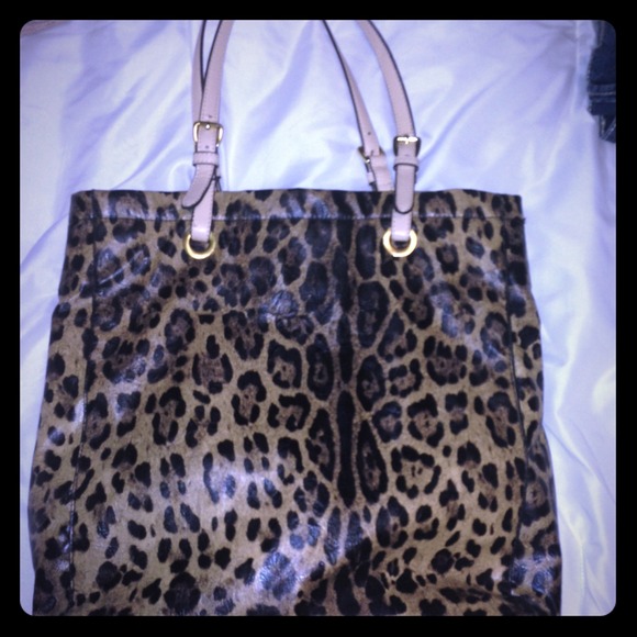 Large leopard tote purse