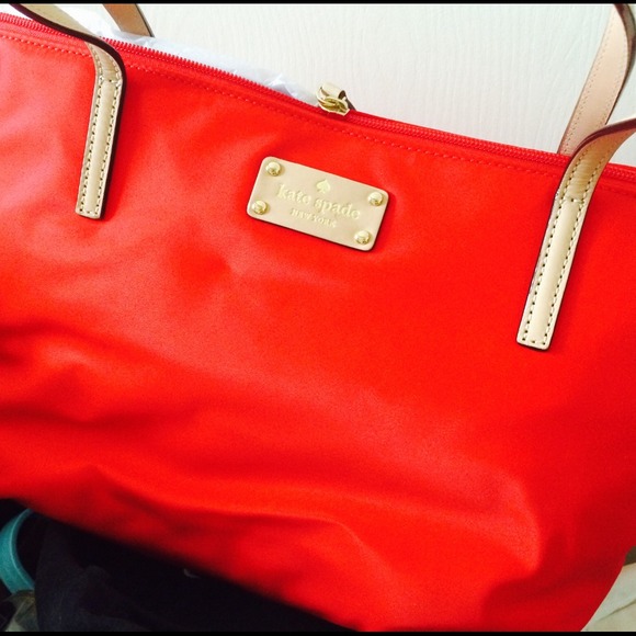 ❎ Sold❎ Kate spade medium red tote