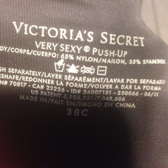 🚫Bundled🚫 Victorias Secret Very Sexy Push-Up - Picture 2 of 2
