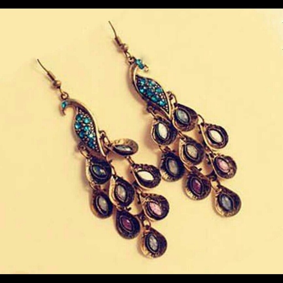 💰💰💰Peacock drop earrings