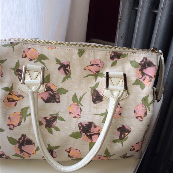 Fendi bag - Picture 3 of 3