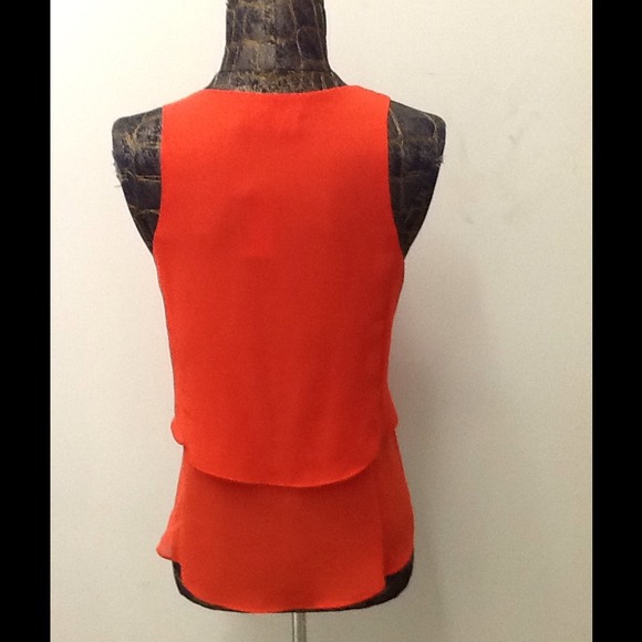 Modalistas Layer Tangerine Orange Top - Picture 2 of 2