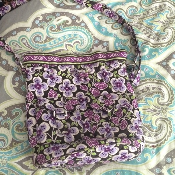 Cross body Vera Bradley bag!