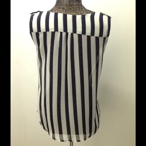 Modalistas Navy Stripe Top - Picture 2 of 2