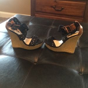 Black and Tan wedges