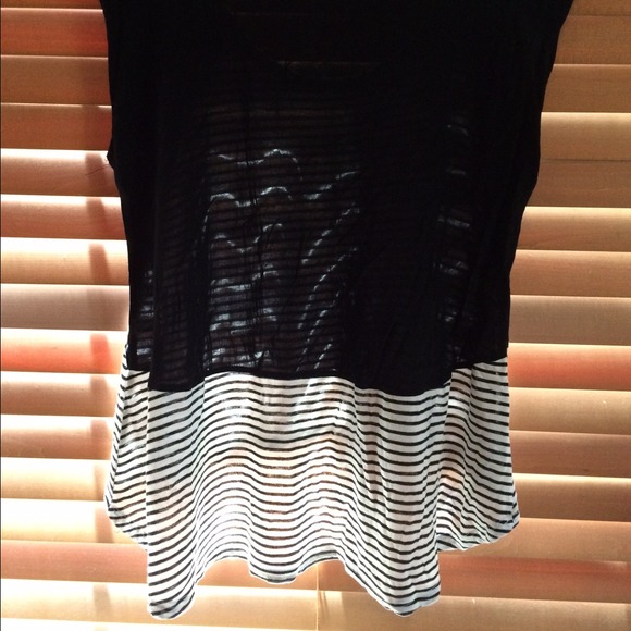 Hi-low black&white striped top - Picture 4 of 5