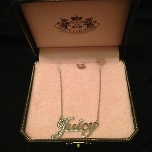 N-JUICY PAVE SCRIPT SILVER NECKLACE