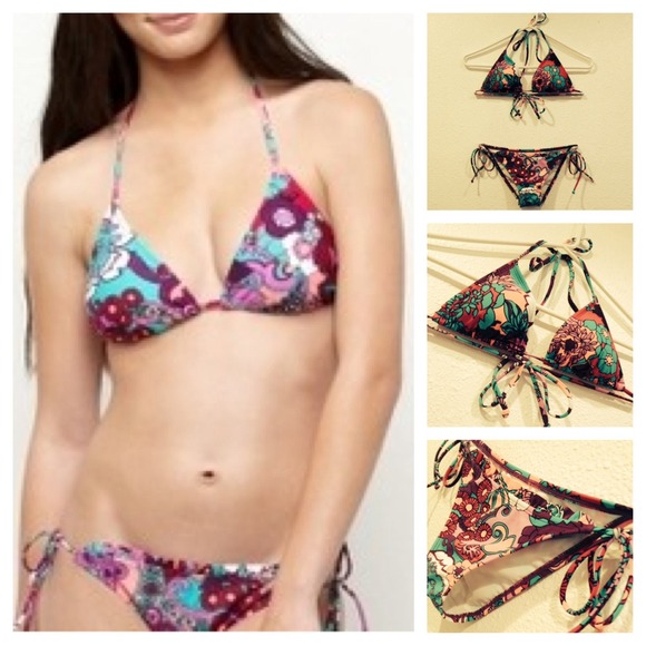 REDUCED* NWOT Roxy Magenta Print Bikini Set - S