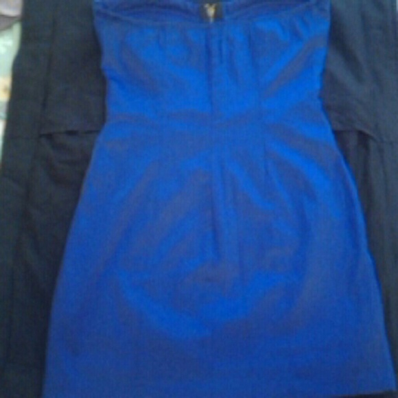 Party dress! - Picture 3 of 3