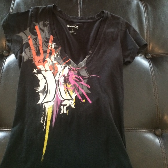 Hurley tshirt
