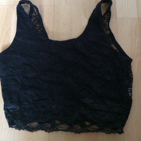 Tops. 13 each. - Picture 2 of 3