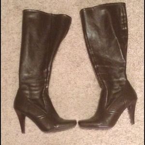 Brown knee boots. Barely worn.