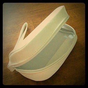 Oakley sunglasses case