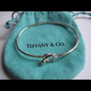 Tiffany & co love knot bracelet & gold 150 tip
